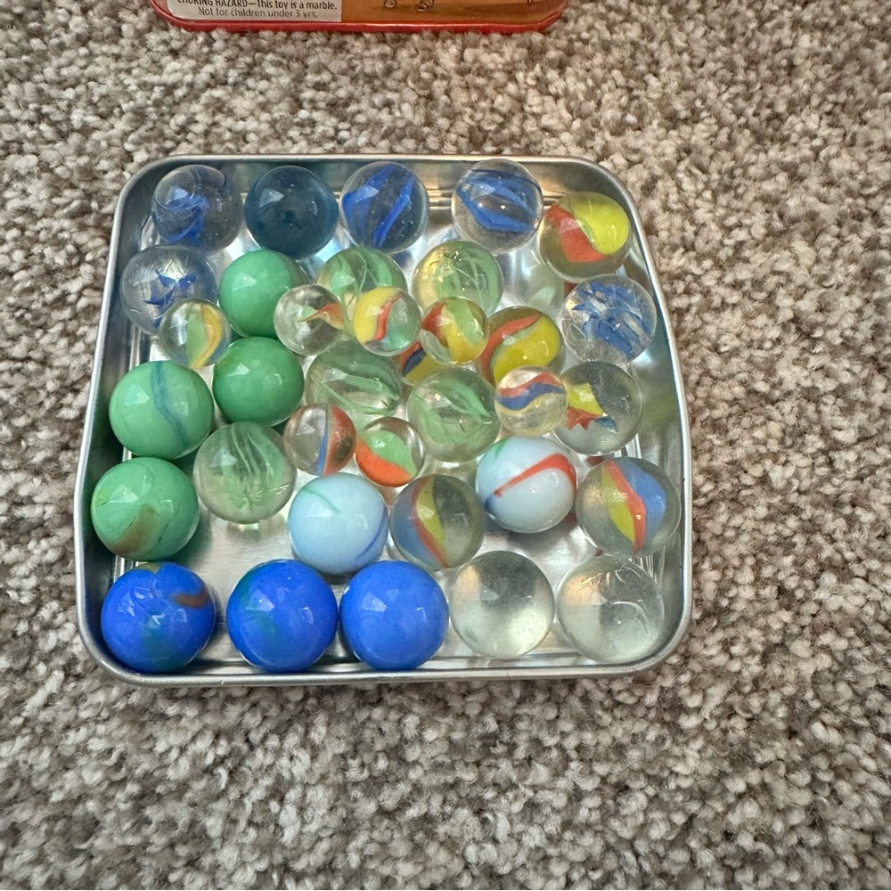 Traditional Glass‎ Marbles Lot of 35 With Tin - Picture 2 of 10